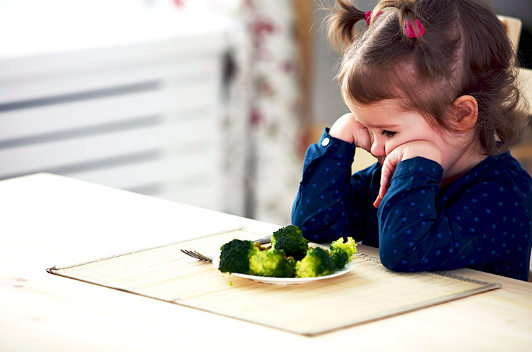 Mon enfant ne mange rien ! Que faire ? Hello Tribu
