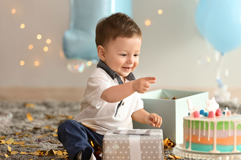 Mes idées de cadeaux pour bébé de 12 à 18 mois