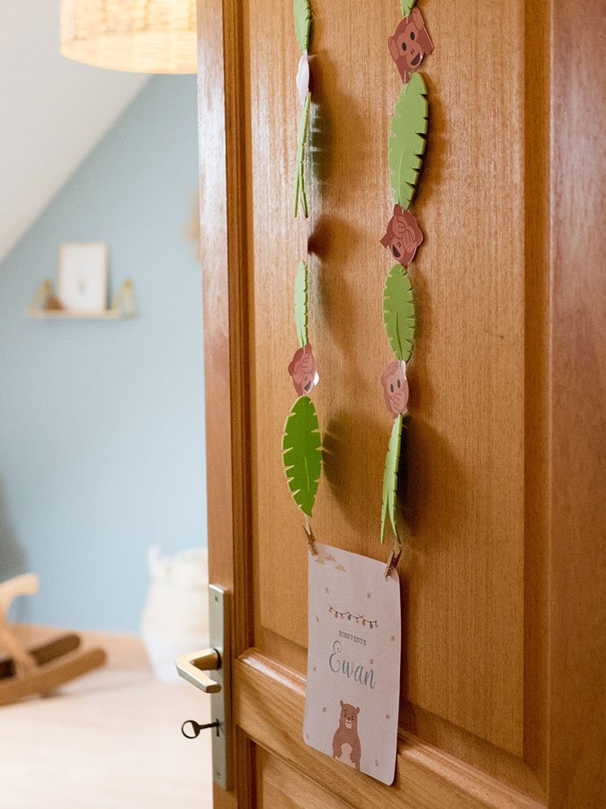 Decoration-chambre-bebe-DIY-Guirlande-Hello-Tribu_article181 Une décoration tropicale pour la chambre de mon enfant